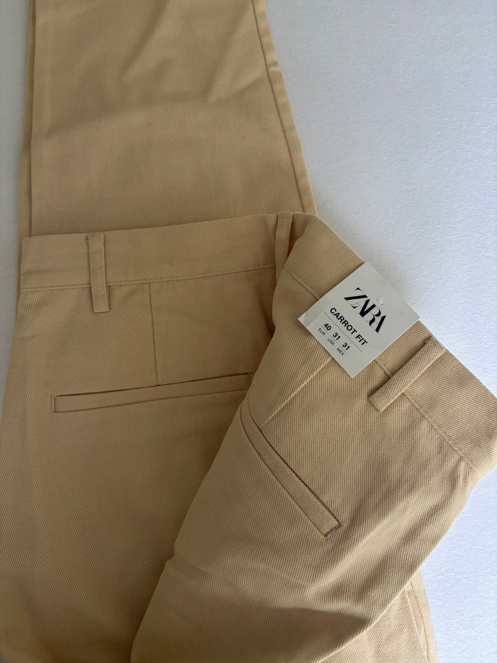 Pantalon Zara taille 40 (neuf)