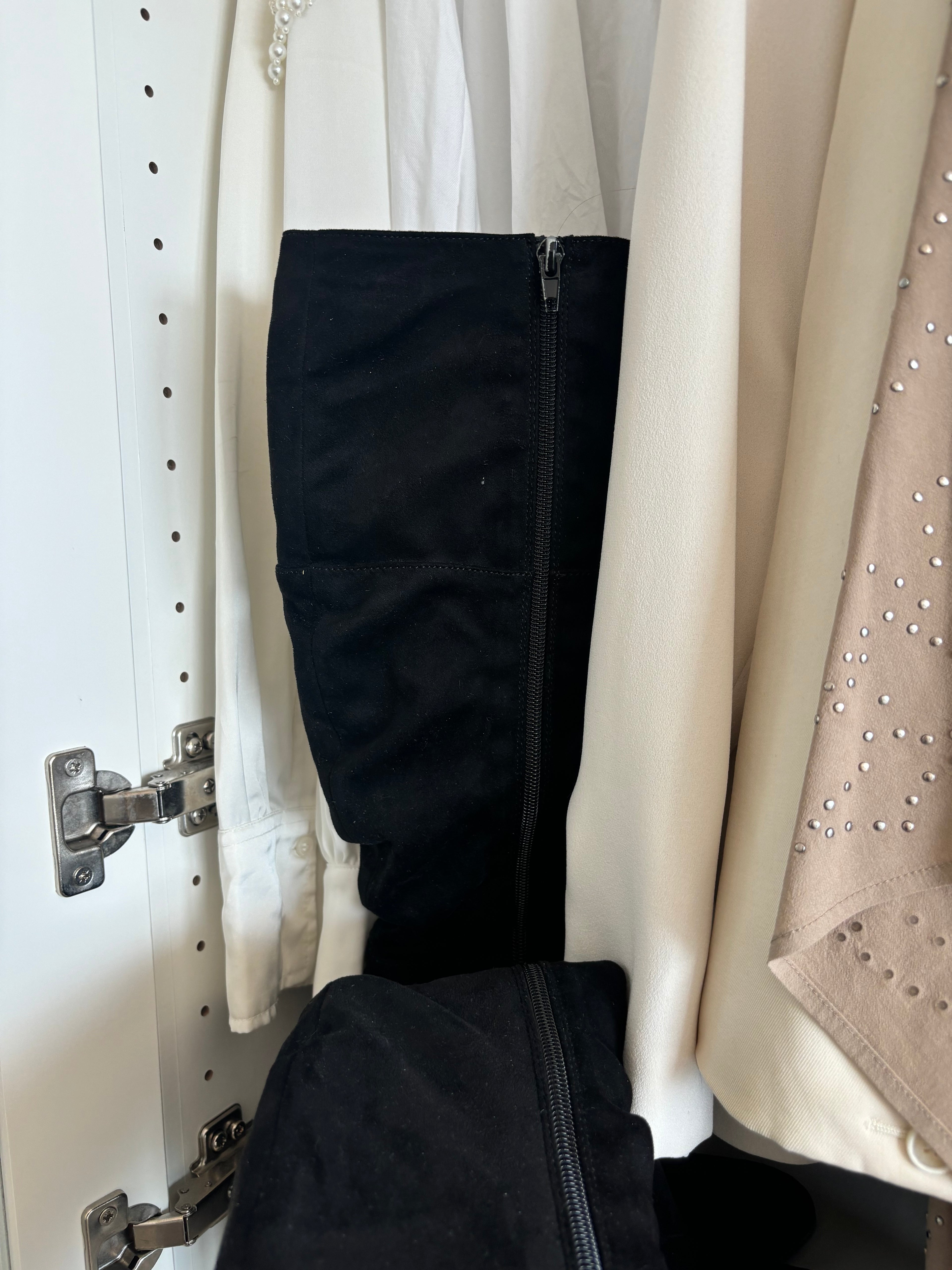 Bottes taille 37, avec fermetures éclairs