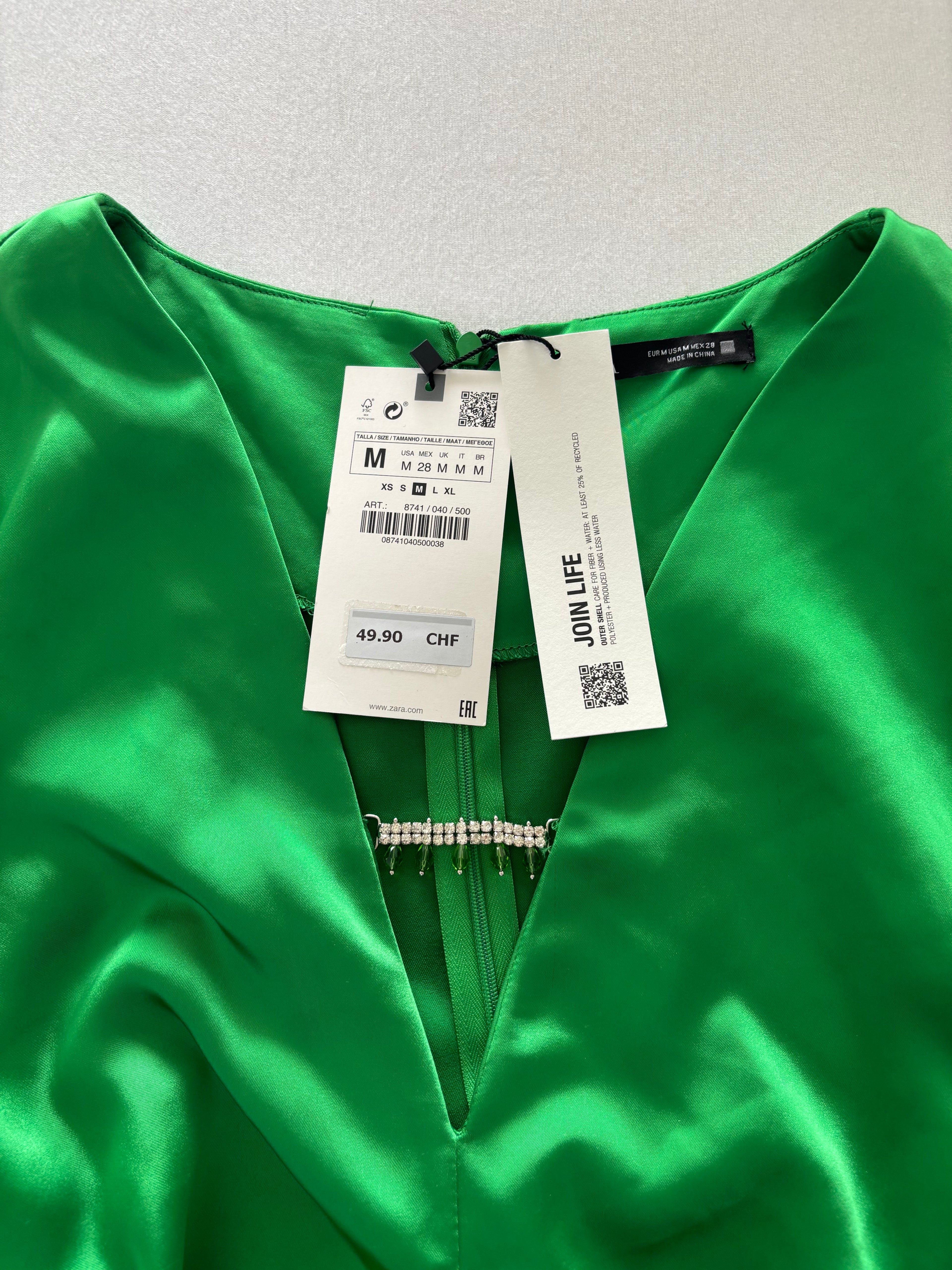Robe Zara taille M (neuve)