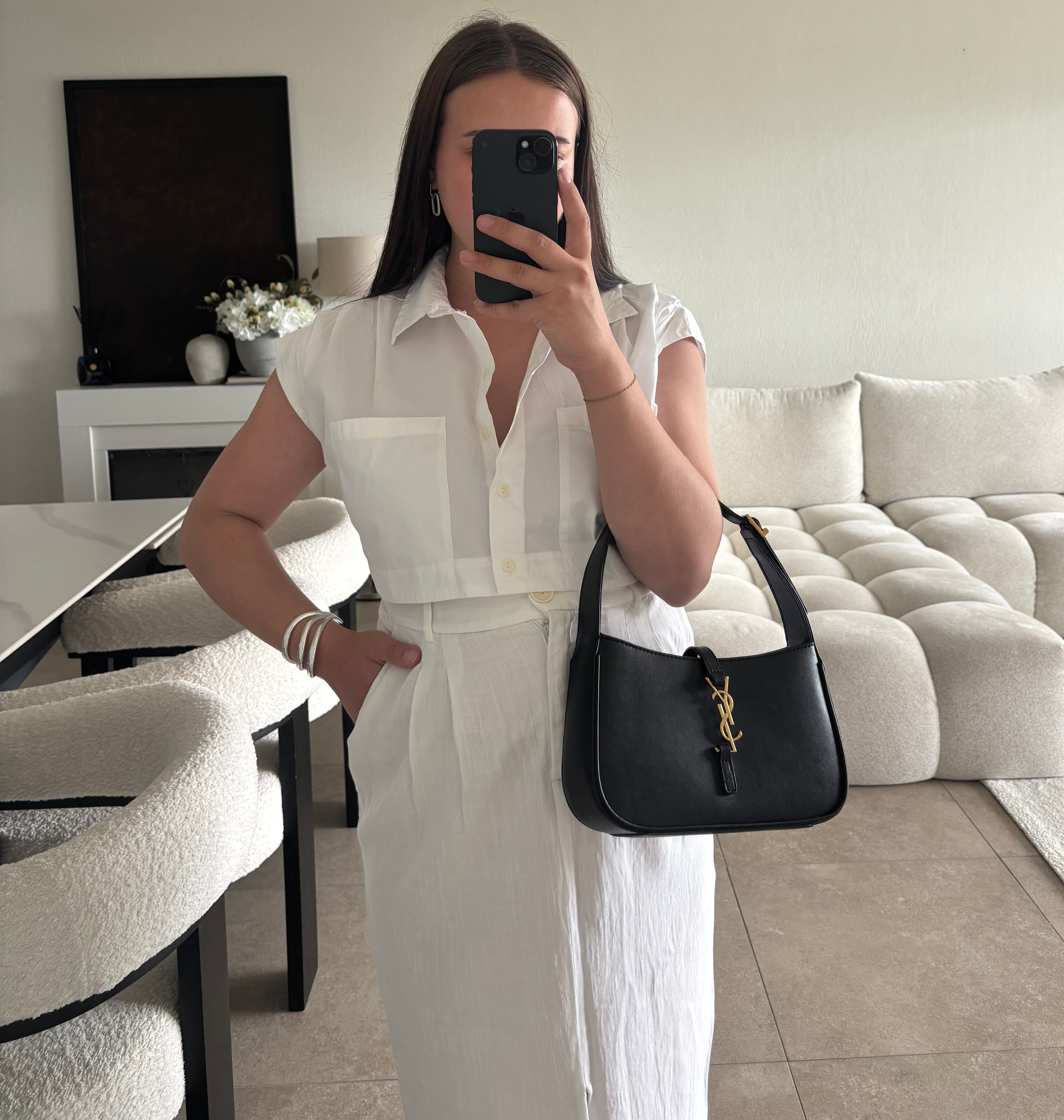 Blouse Zara taille M (se resserre au dos)