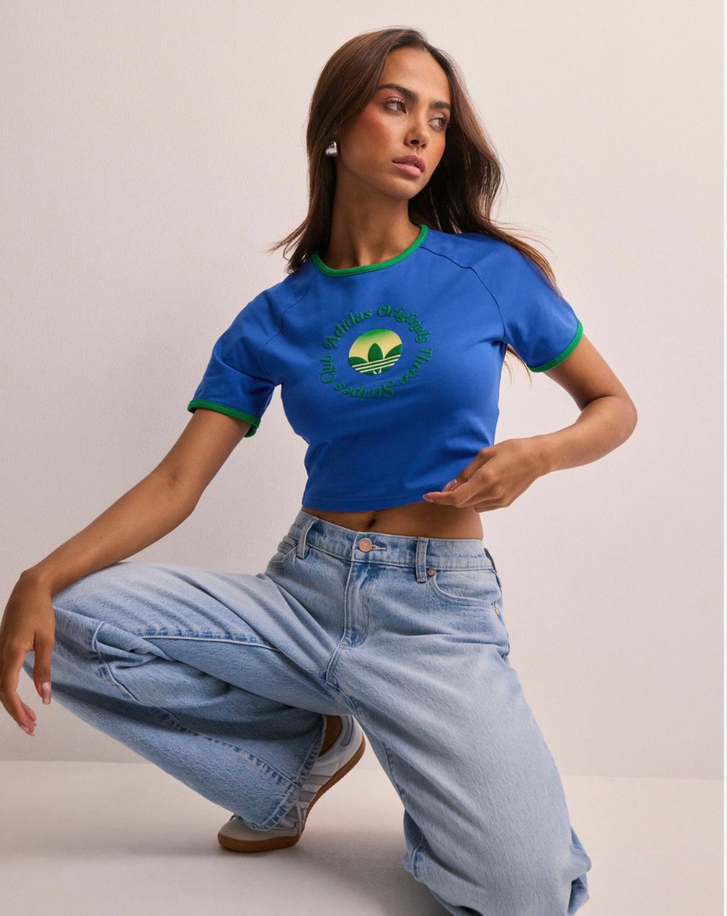 T-shirt Adidas taille S