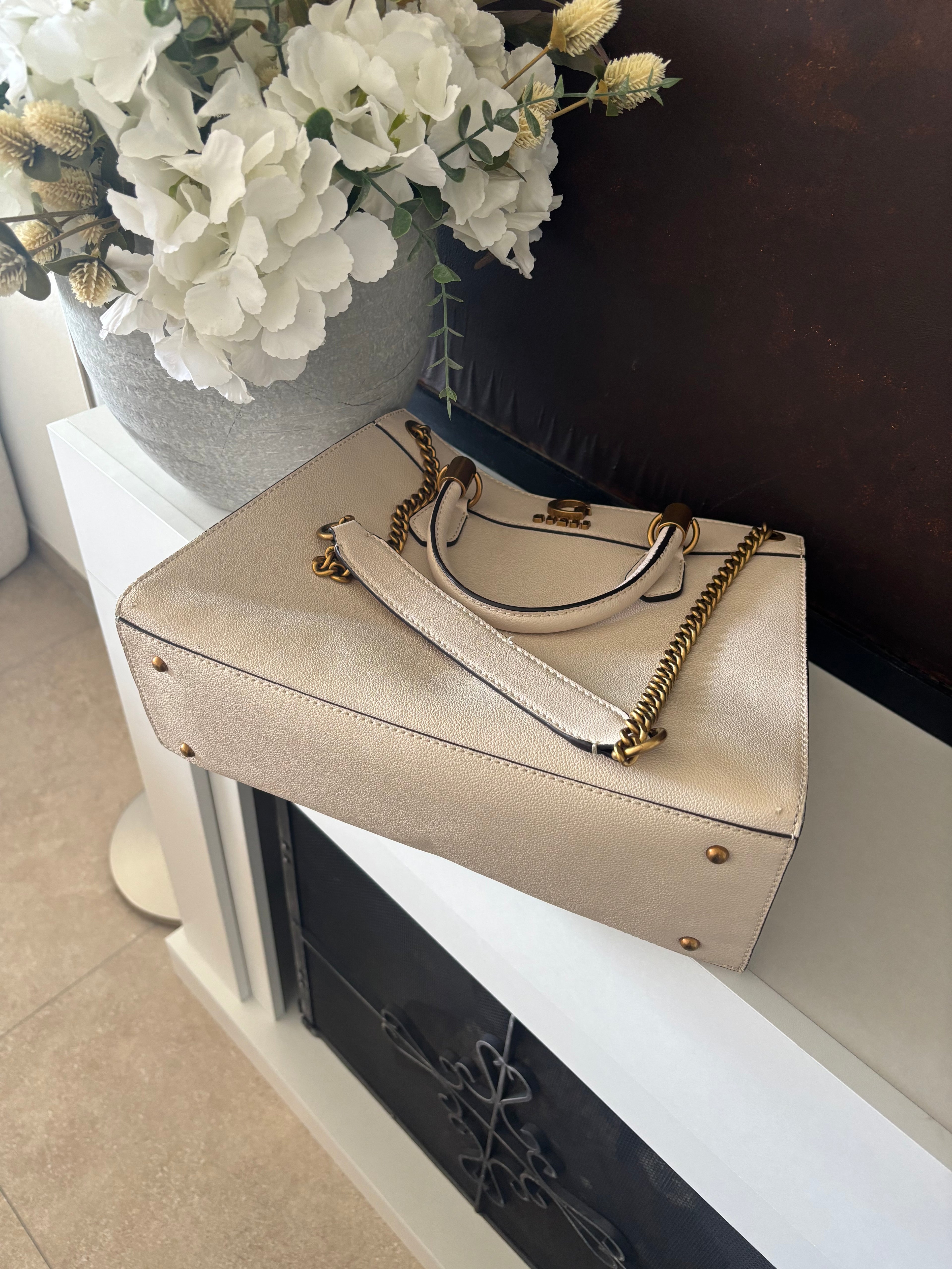Sac à main GUESS