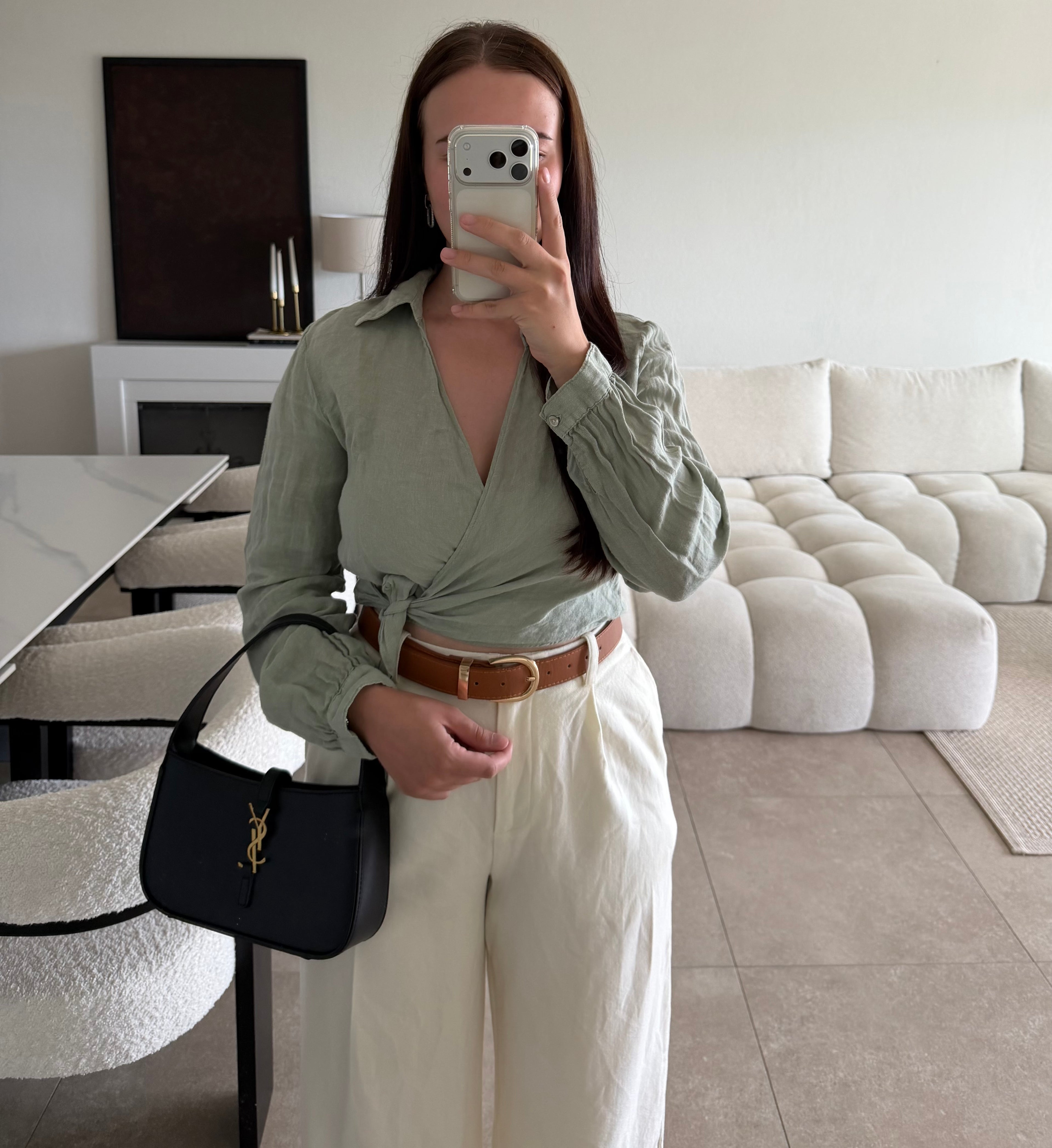 Blouse Zara taille S (peut aussi aller pour un M)