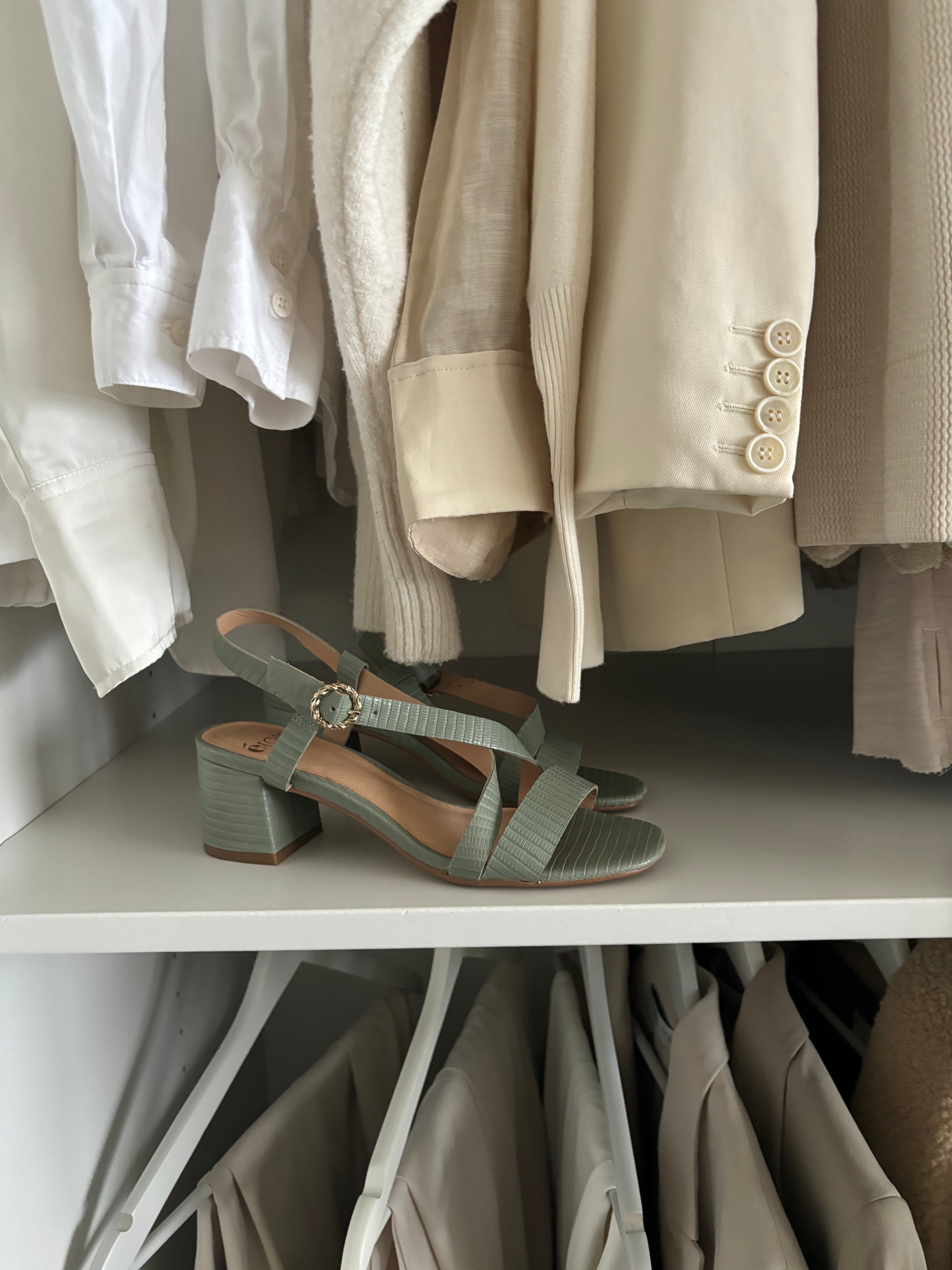 Sandales à talons en cuir ERAM taille 36