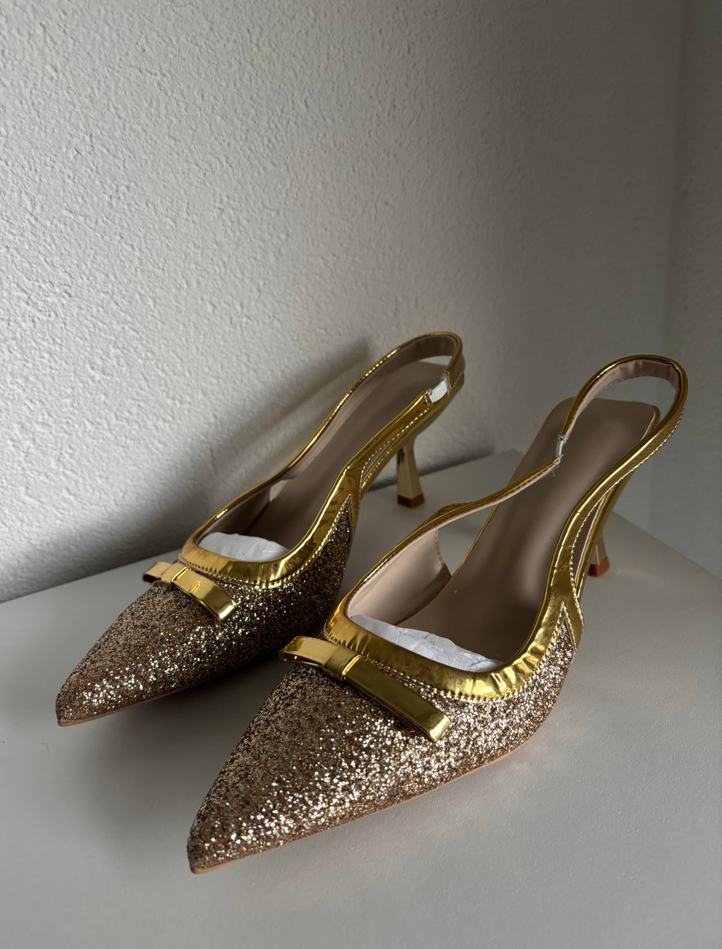 Escarpins à paillettes taille 43 (plutôt 41-42)