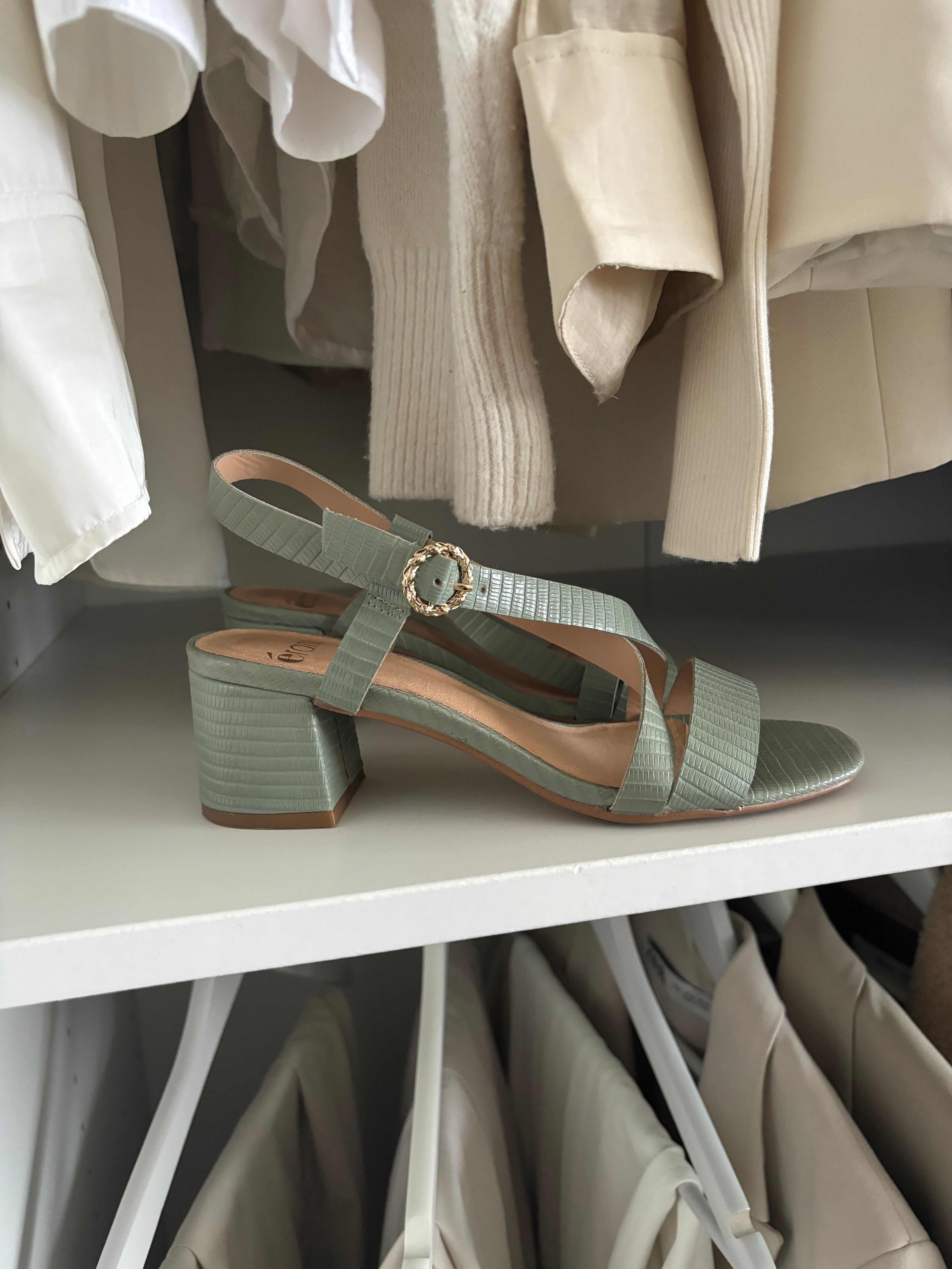 Sandales à talons en cuir ERAM taille 36