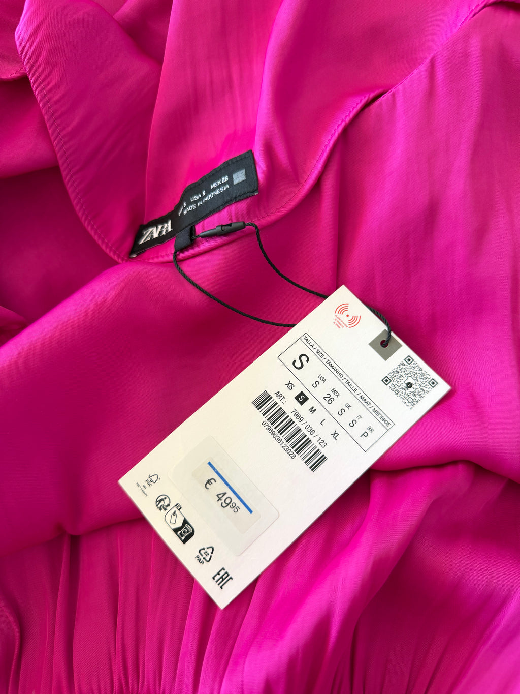 Robe Zara taille S (neuve)