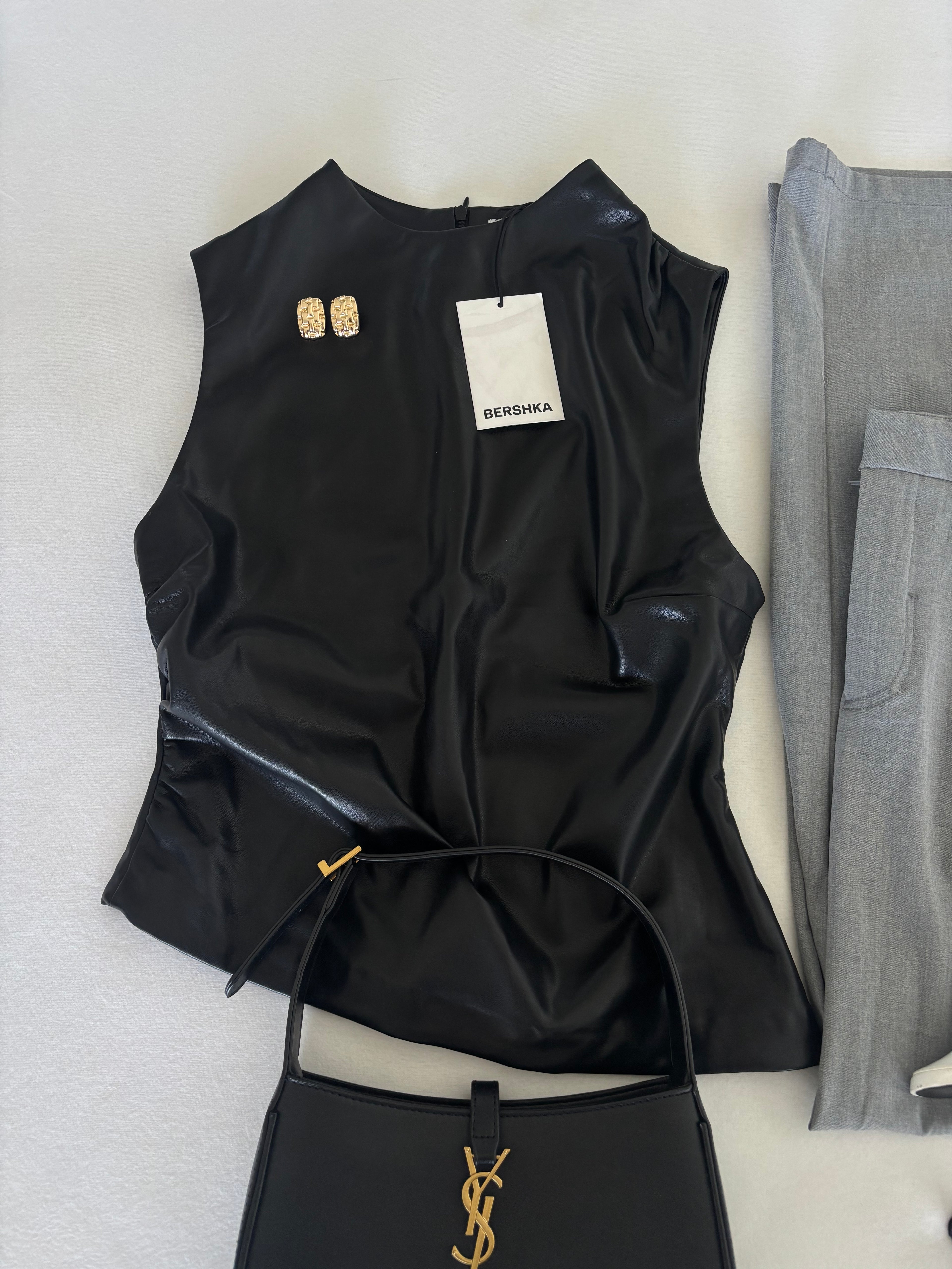 Haut Bershka taille L (neuf)