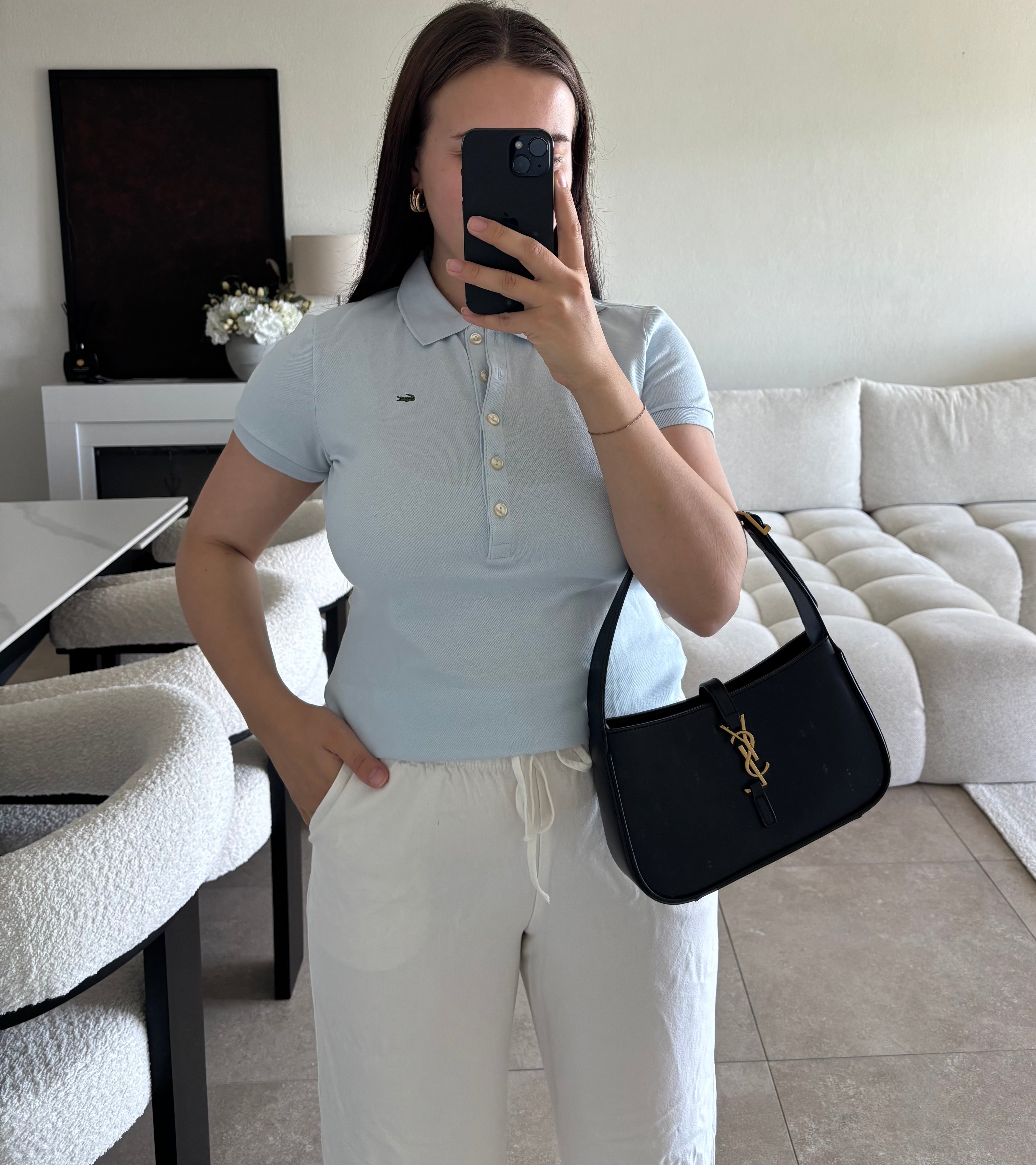 T-shirt LACOSTE taille 42 (plutôt M)
