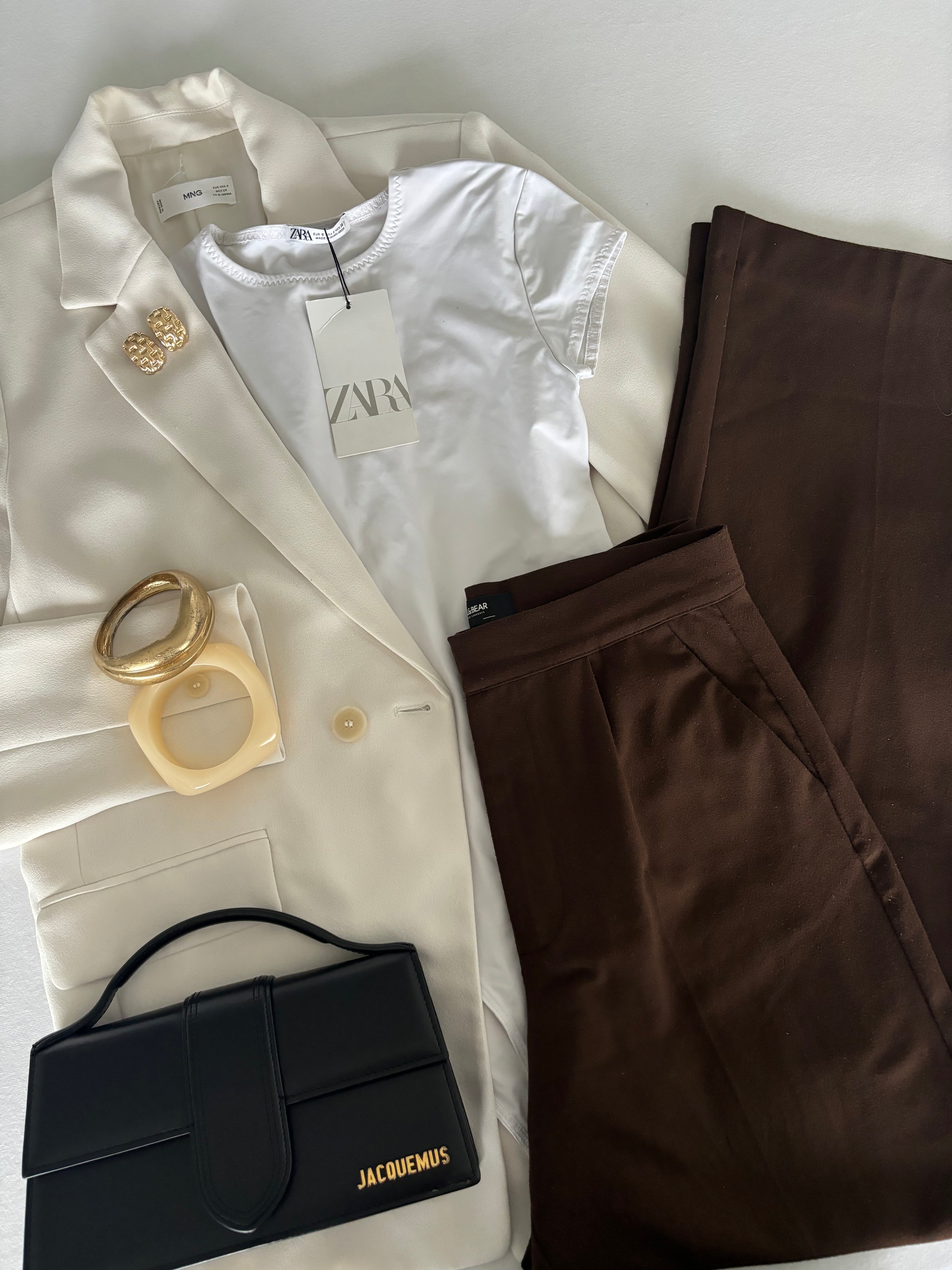 Pantalon Pull and Bear taille S (plutôt 38)