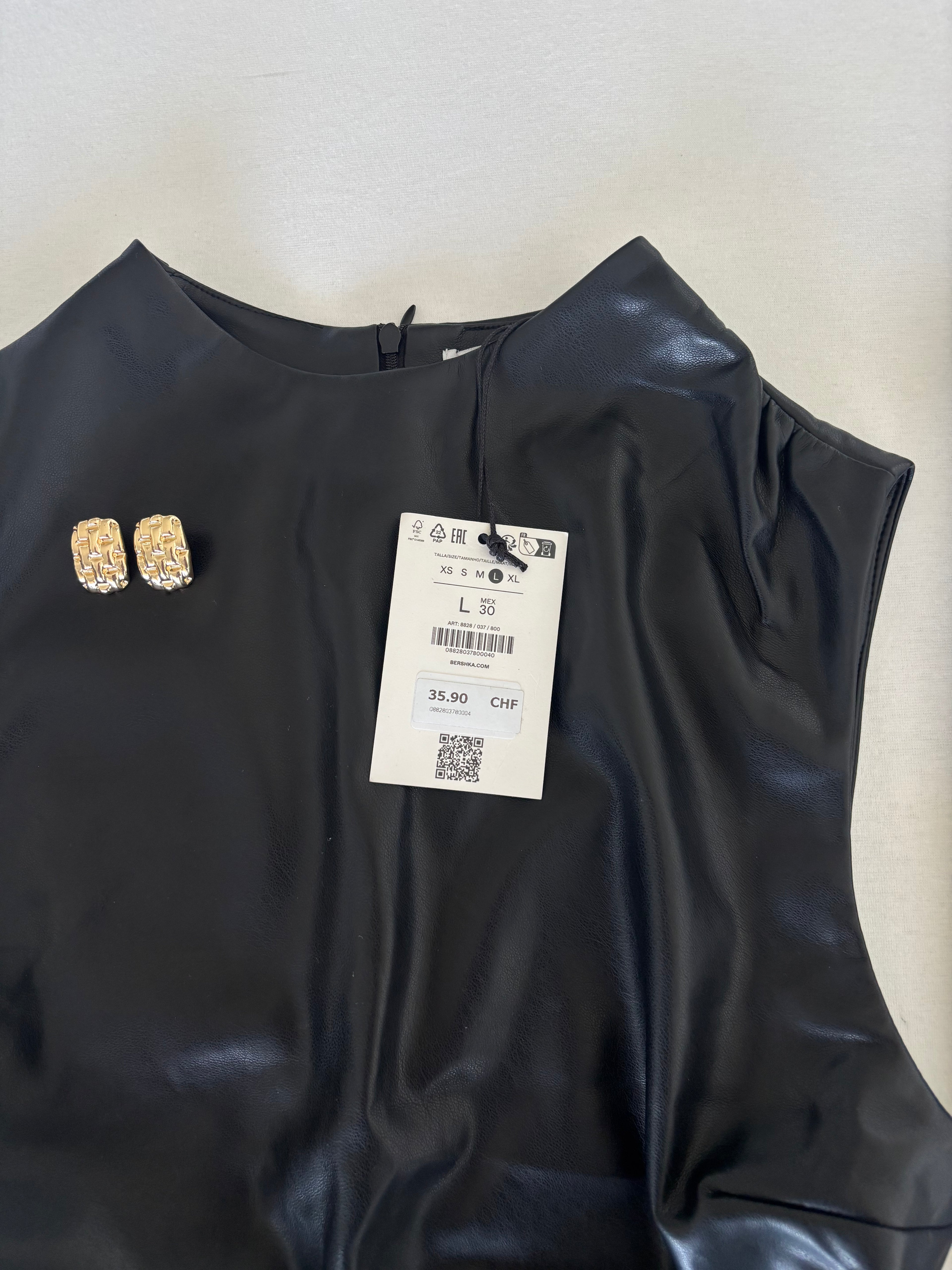 Haut Bershka taille L (neuf)