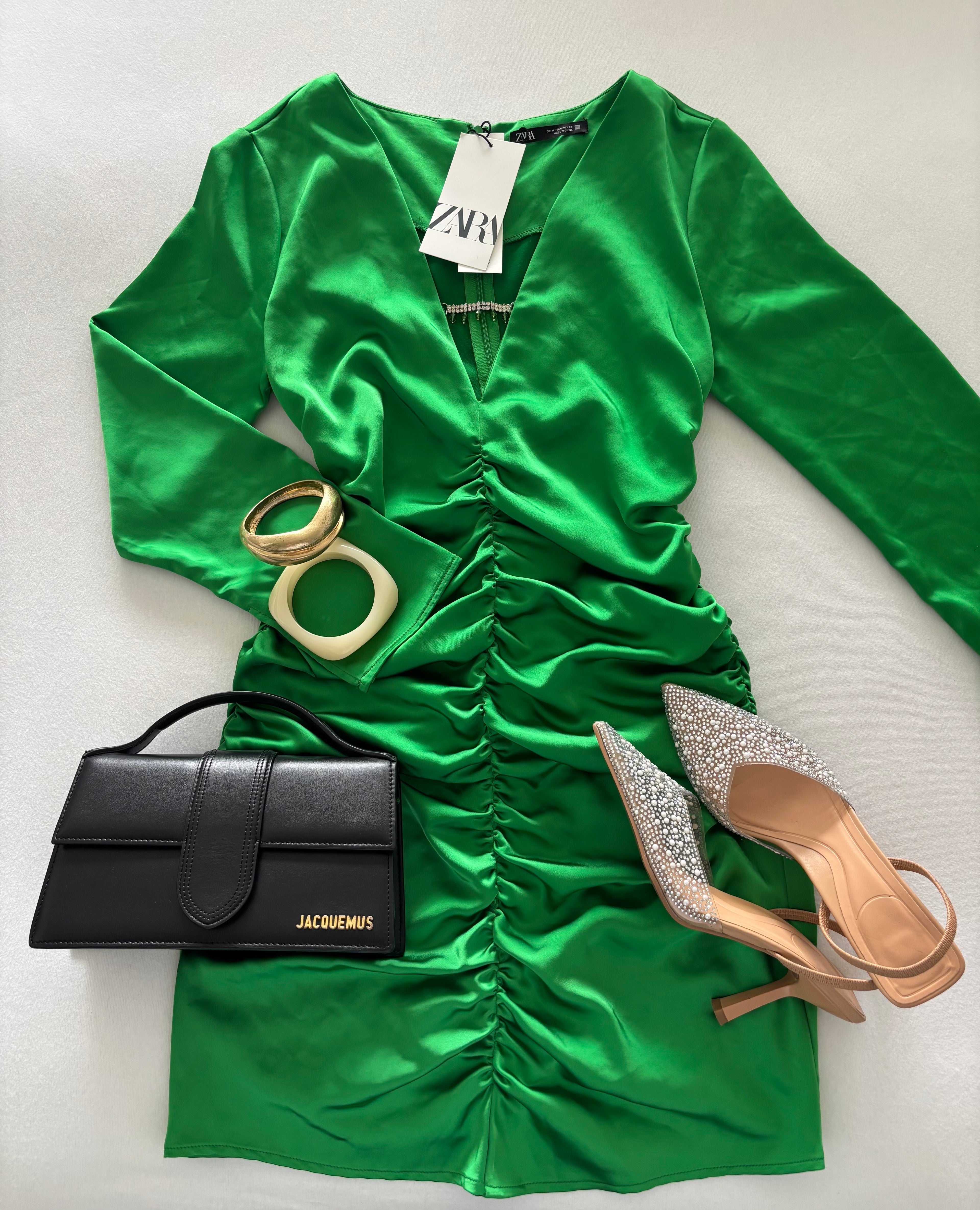 Robe Zara taille M (neuve)