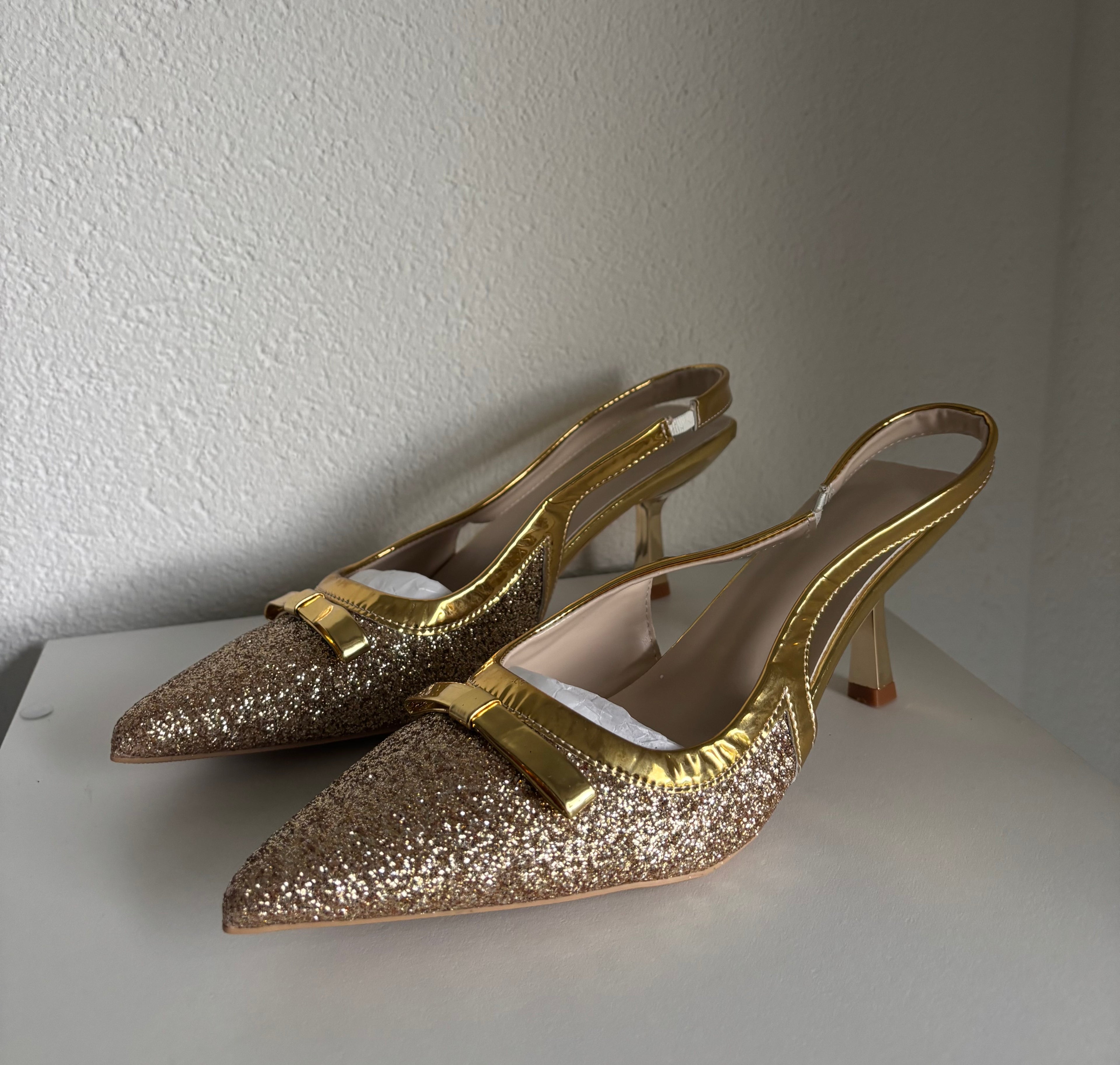 Escarpins à paillettes taille 43 (plutôt 41-42)