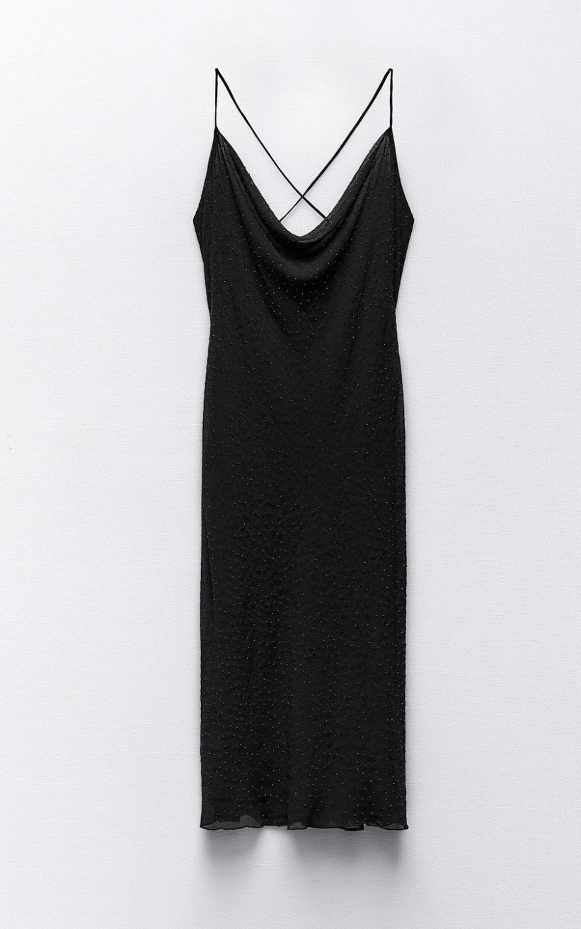 Robe avec strass Zara taille M (neuve)