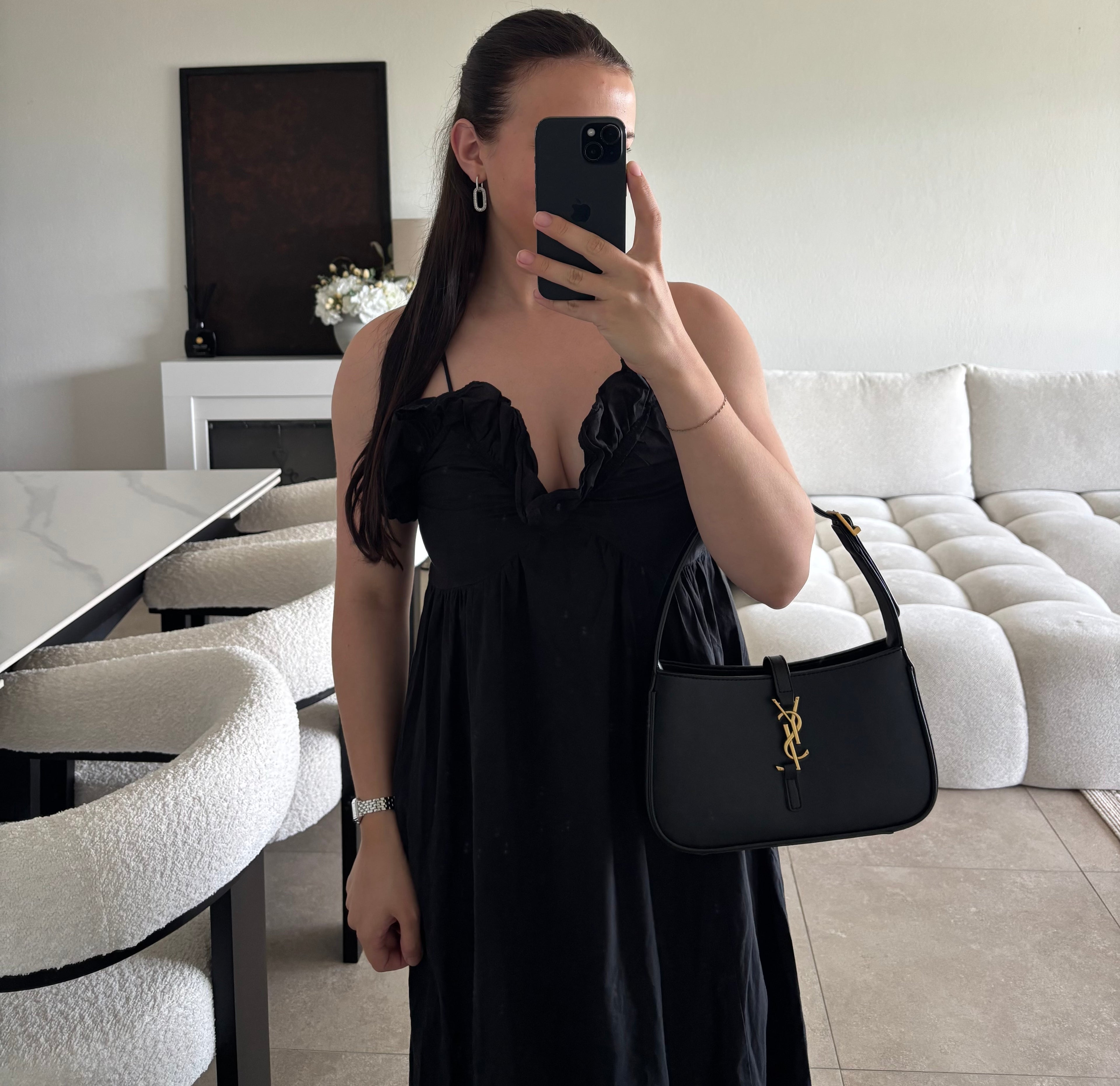 Robe H&M taille XS (peut aller pour un S/M)