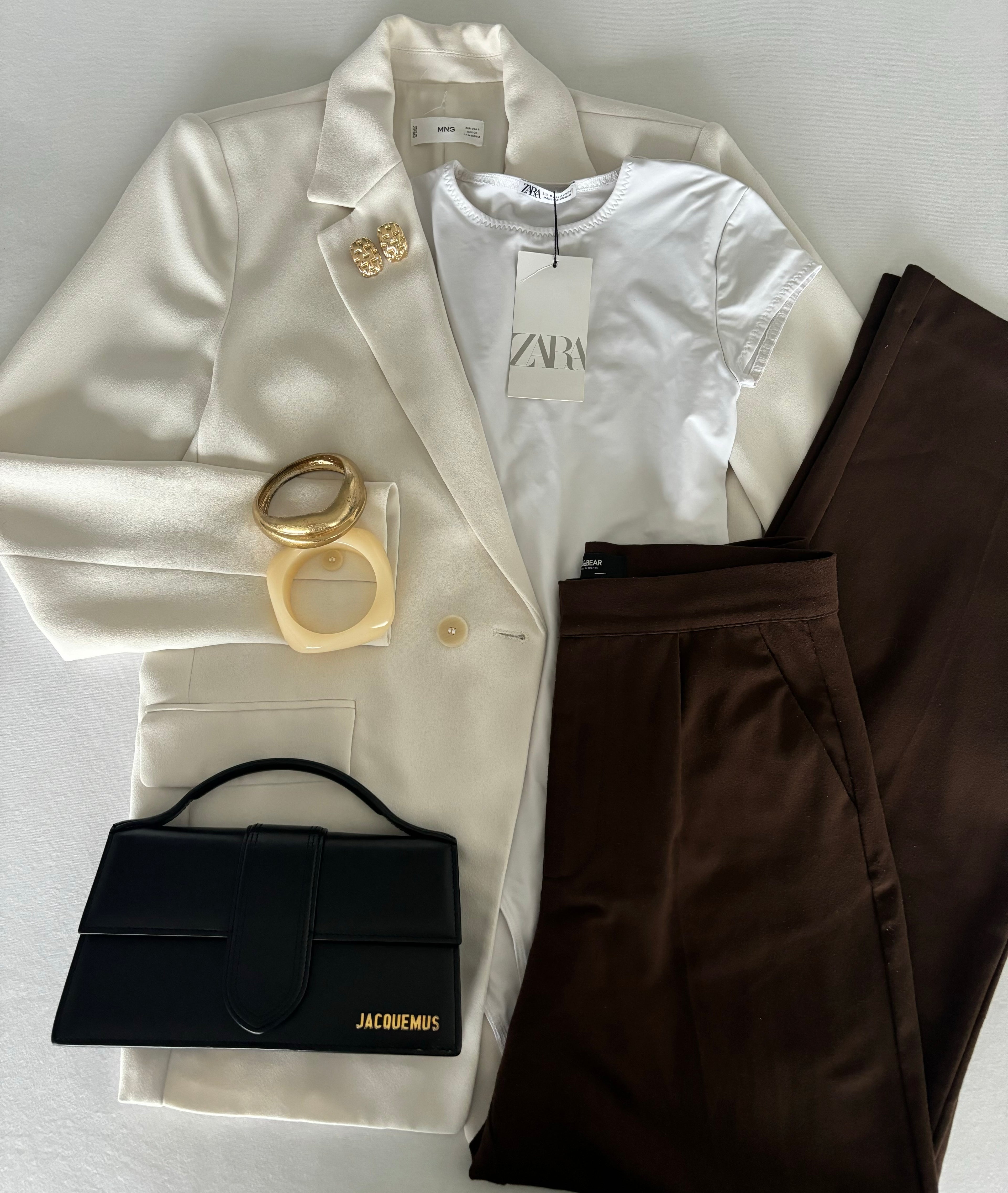 Pantalon Pull and Bear taille S (plutôt 38)