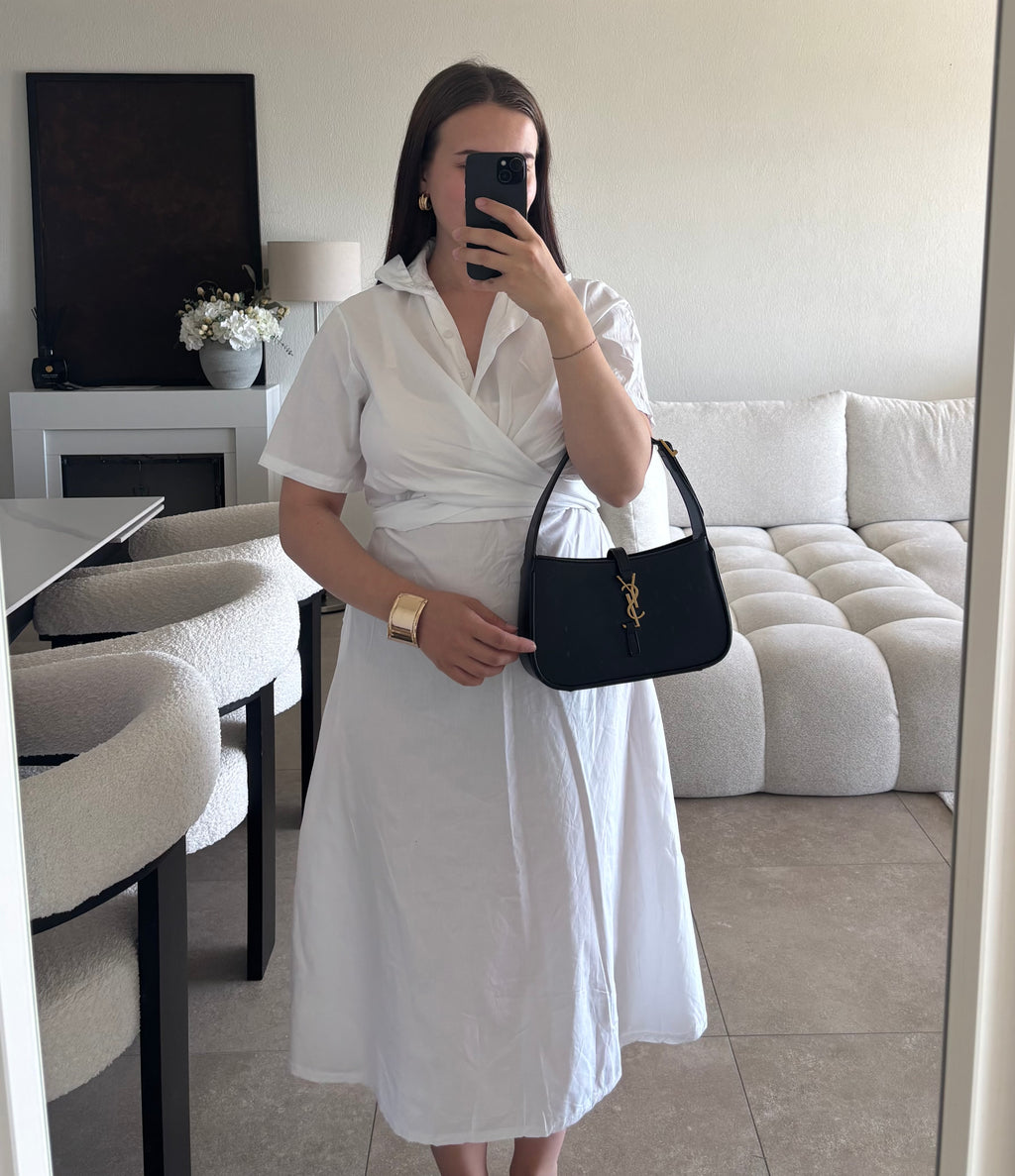 Robe taille unique, se noue au dos